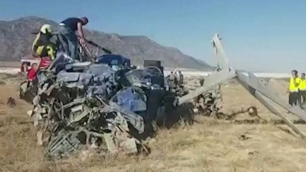 Two killed as firefighting helicopter crashes in Turkey