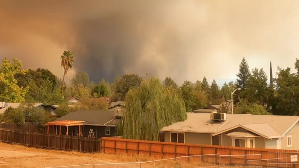 Timelapse shows smoke billowing from raging wildfire in California