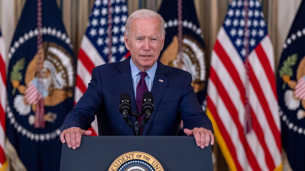 US President Joe Biden delivers remarks in the state dining room at White House in Washington, DC, US, 04 October 2021.  President Joe Biden spoke on the debt ceiling and infrastructure package being debated on Capitol Hill.   EPA / TASOS KATOPODIS  /  POOL