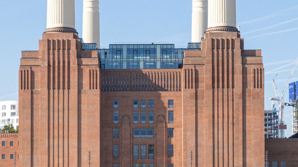 Watch: New elevator shoots up Battersea Power Station chimney