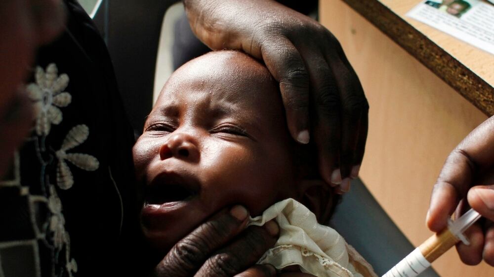 WHO recommends use of first malaria vaccine for children