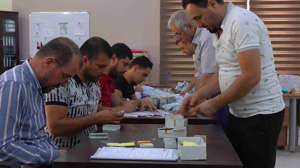 Preparing for Iraqi elections inside Saddam's former palace in Mosul