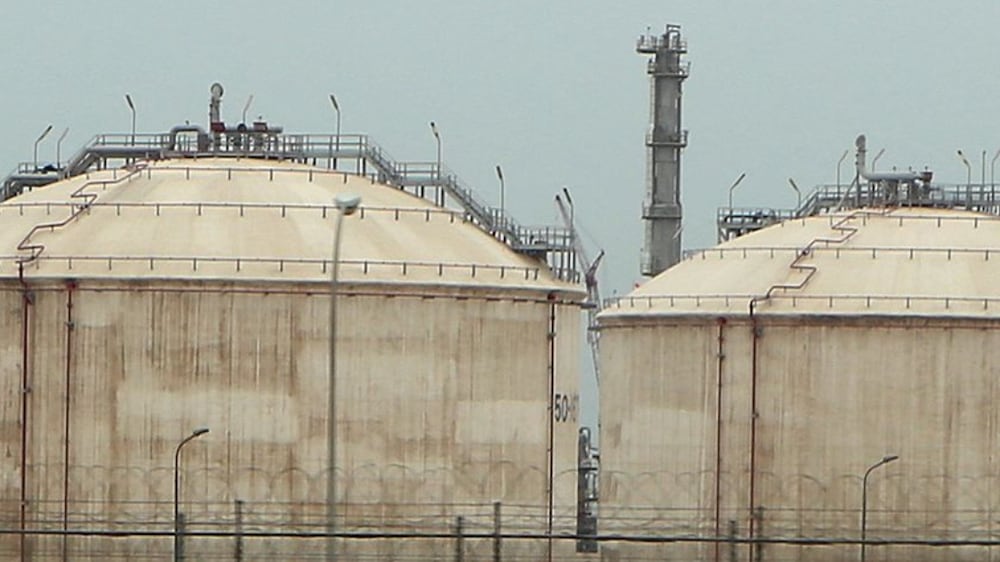 A file picture taken on November 21, 2014 shows Kuwait's largest oil refinery at the Al-Ahmadi complex, about 40 kilometres (25 miles) south of the capital Kuwait City.  - A fire broke out on October 18, 2021 in Al-Ahmadi refinery, with no interruptions to site operations or petrol exports.  The fire was reported at the site of Mina al-Ahmadi, located on the Gulf coast just opposite Iran, according to an AFP photojournalist.  (Photo by -  /  AFP)