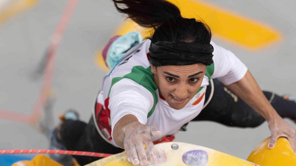 Watch: Iranian female athlete Elnaz Rekabi competes without wearing hijab