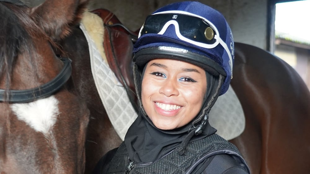 Meet Khadijah Mellah, the first British hijab-wearing jockey
