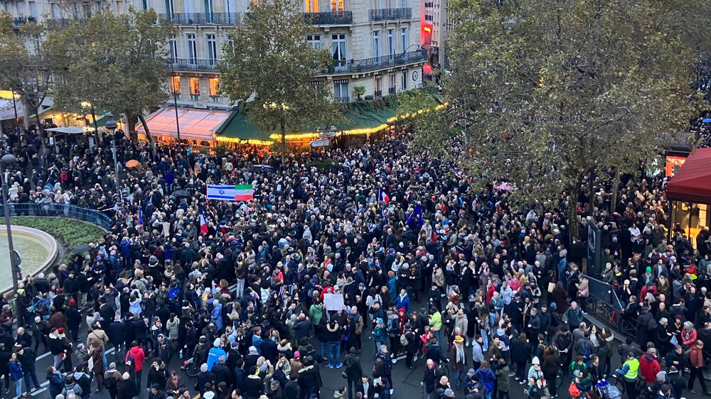 Thousands march against anti-Semitism in Paris
