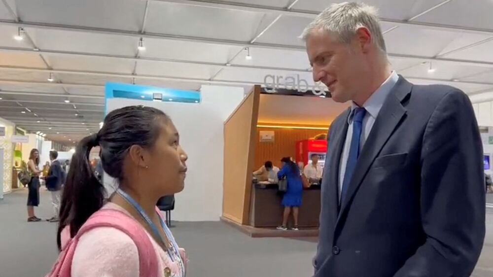 Young climate activist confronts UK energy minister at Cop27