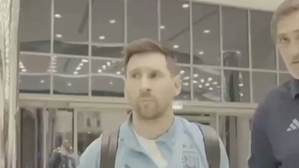 Messi and Argentina team board flight from Abu Dhabi for Qatar World Cup