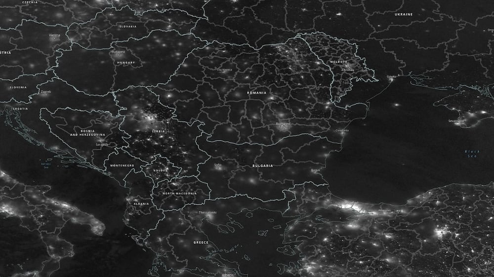 Nasa timelapse shows Ukraine in darkness compared to other European countries