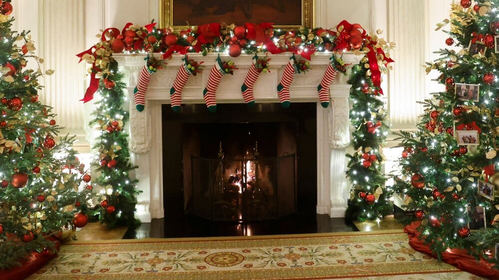 Bidens unveil official White House Christmas decorations