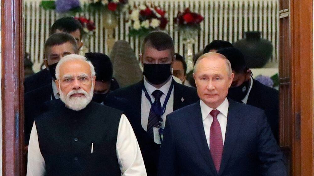 Russia's Vladimir Putin and India's Narendra Modi hold talks