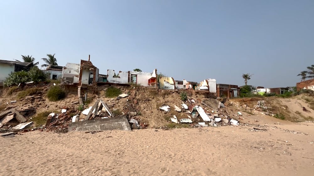 Spectre of climate change haunts Indian coastal village