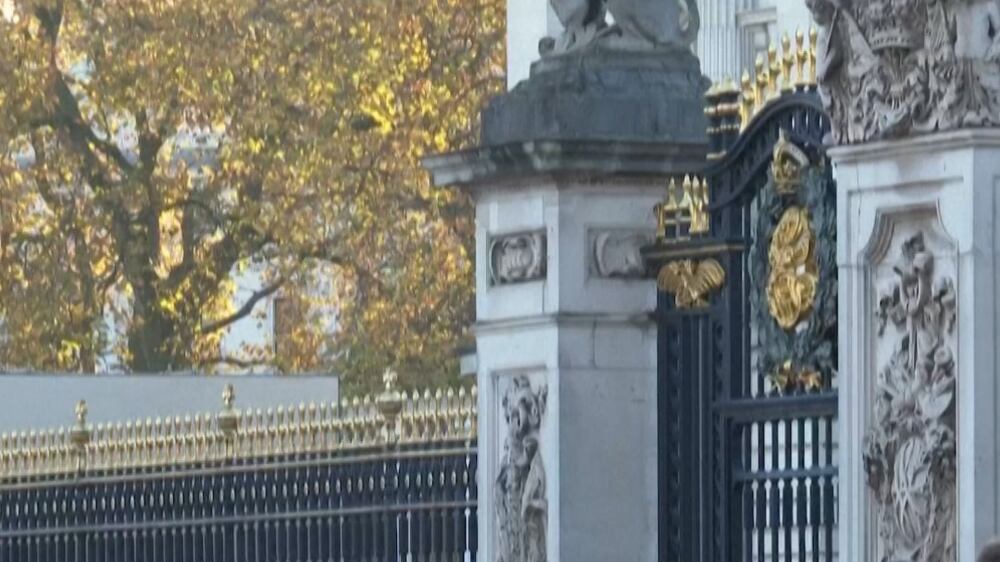 Harry & Meghan Netflix show divides opinion outside Buckingham Palace