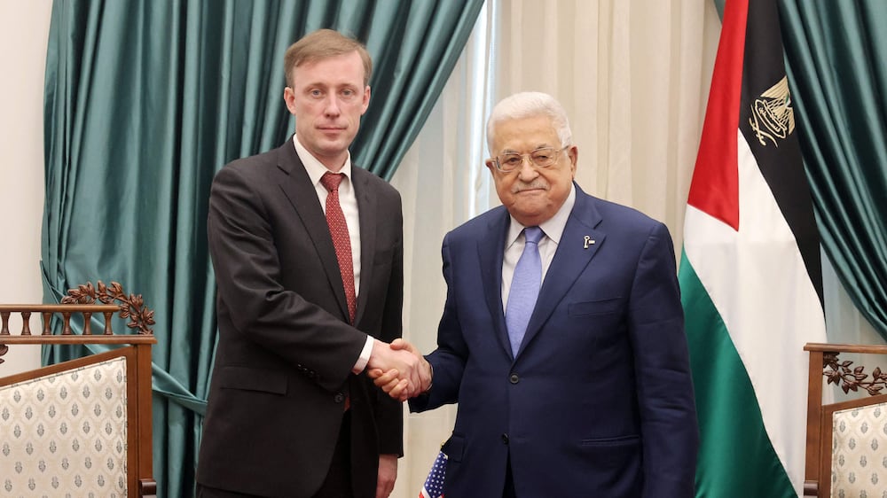 Top US national security official meets Palestinian President