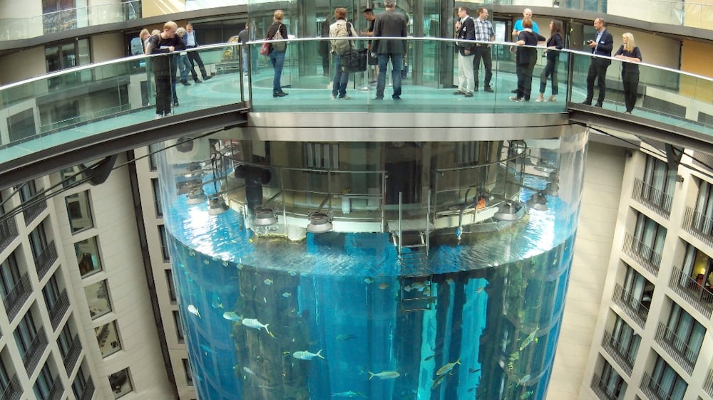 Huge aquarium, home to 1,500 fish, bursts in Berlin