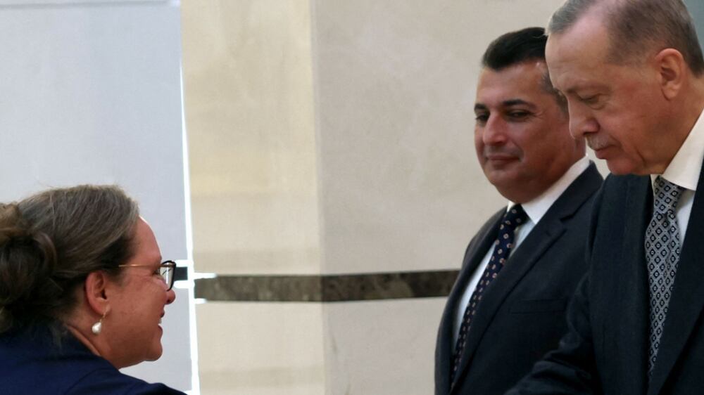 Turkey's Erdogan receives credentials from new Israeli ambassador