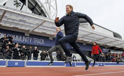 LONDON, ENGLAND - FEBRUARY 05:  Prince William, Duke of Cambridge, Catherine, Duchess of Cambridge and Prince Harry race during the Team Heads Together at a London Marathon Training Day at the Queen Elizabeth Olympic Park on February 5, 2017 in London,  England.  (Photo by Alastair Grant-Pool/Getty Images)