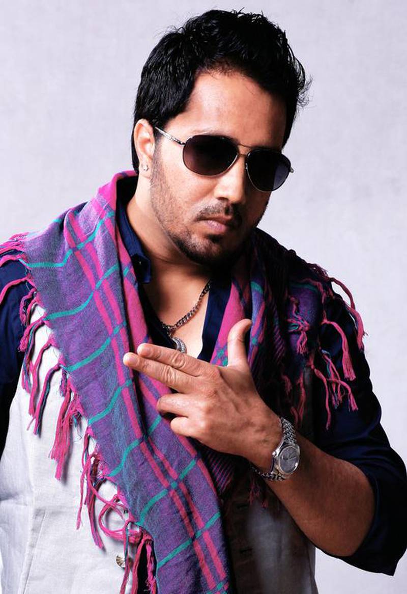 Фото mika singh