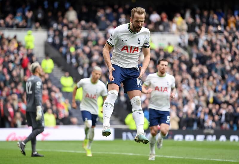 CF: Harry Kane (Tottenham): After a challenging 10 days, which saw Tottenham eliminated from the FA Cup and Champions League, the team needed a performance to keep their top-four hopes on course. Who else but Kane to step up and lead the response? The striker scored twice, including a penalty, as Spurs beat Nottingham Forest. Getty