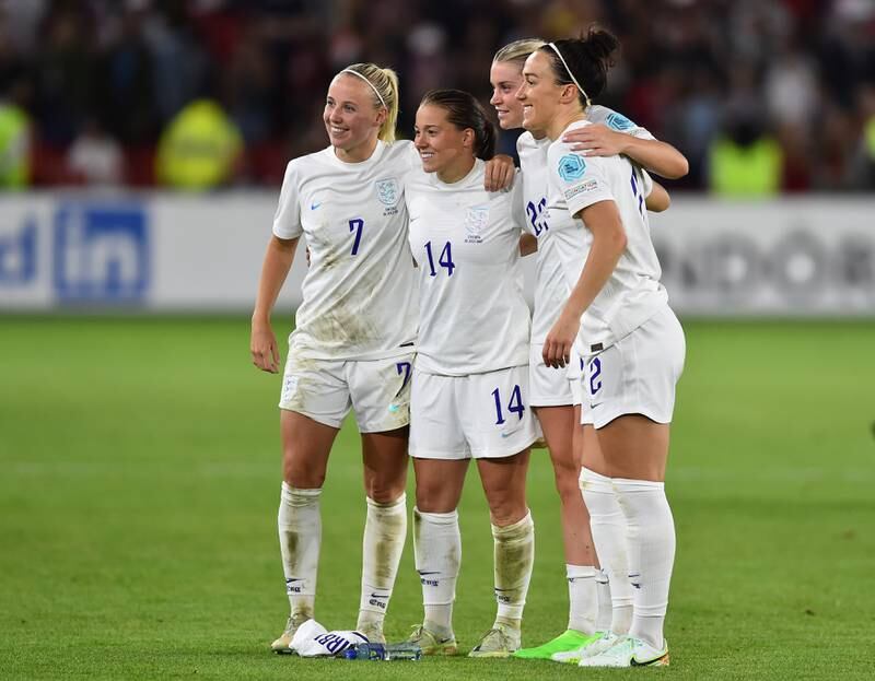 Beth Mead, Fran Kirby, Alessia Russo and Lucy Bronze pose for a photo after the win. EPA