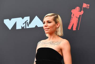 US singer/songwriter Skylar Grey arrives for the 2019 MTV Video Music Awards at the Prudential Center in Newark, New Jersey on August 26, 2019. (Photo by Johannes EISELE / AFP)
