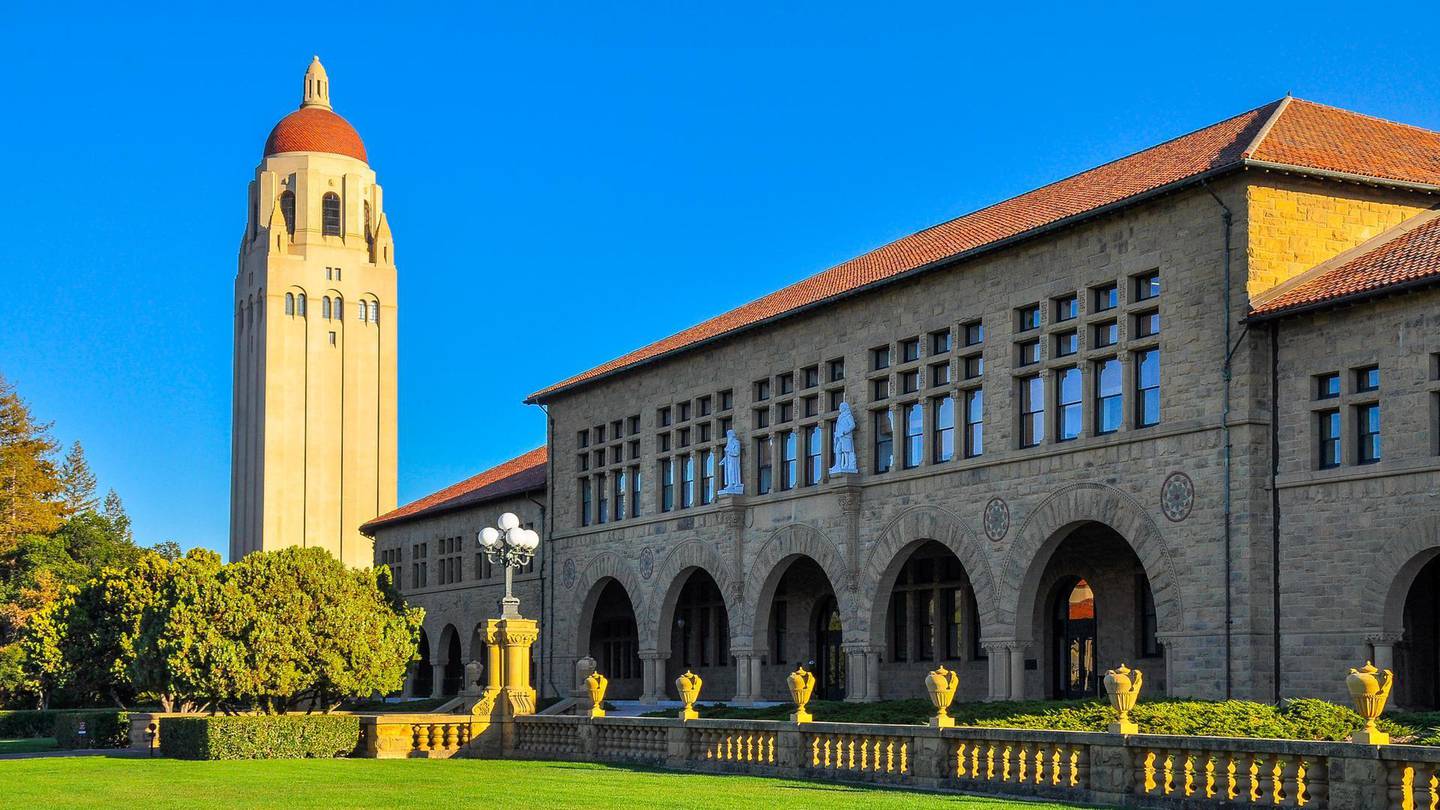 F2W7FY Hoover Tower, Stanford University - Palo Alto, CA, USA