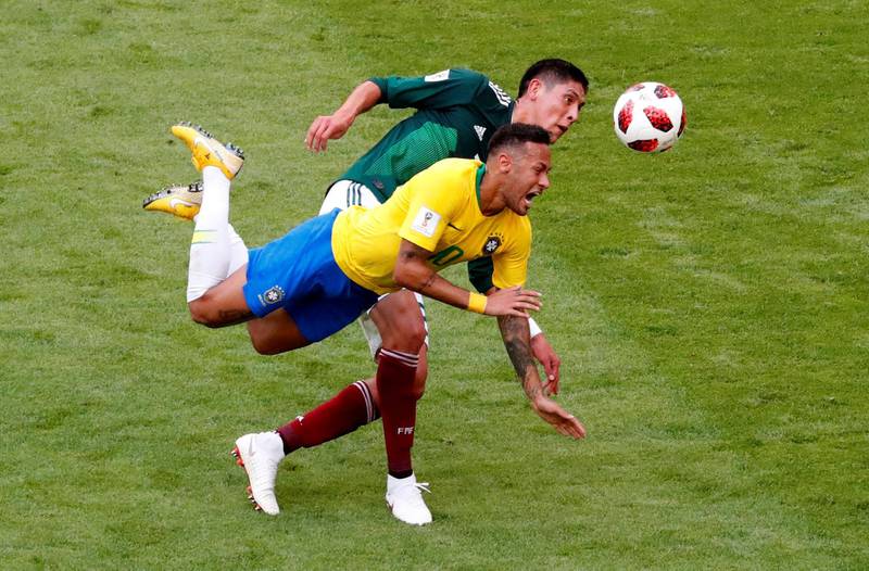 Mexico's Edson Alvarez in action with Brazil's Neymar. David Gray / Reuters