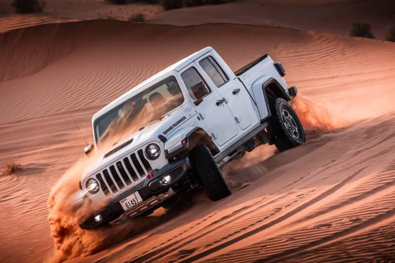 The Gladiator has a good approach angle of 44.7 degrees, so you don’t have to worry about the nose when dune-bashing