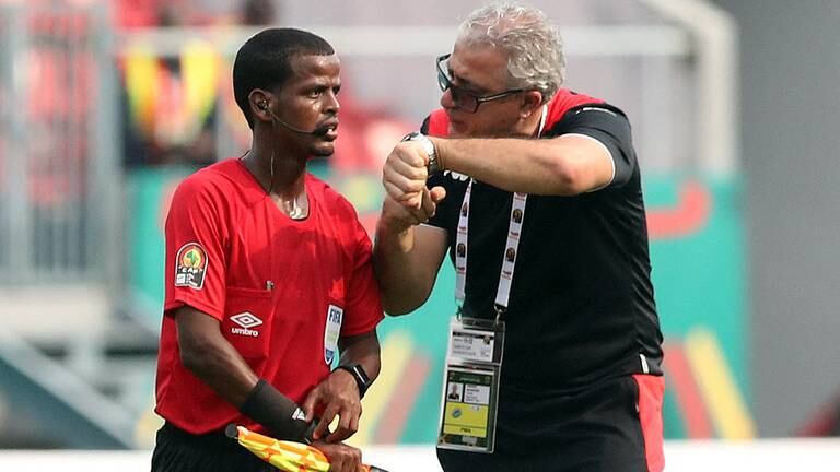 An image that illustrates this article Chaos at Afcon as referee twice ends Mali against Tunisia game too early