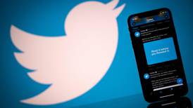 Twitter to tweak redesign after users complain of headaches and eye strain