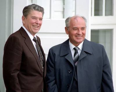 Meeting between US President Ronald Reagan and Russian leader Mikhail Gorbachev at the historic 1986 Reagan-Gorbachev summit in Reykjavik, Iceland. (Photo by: Universal History Archive/UIG via Getty Images)