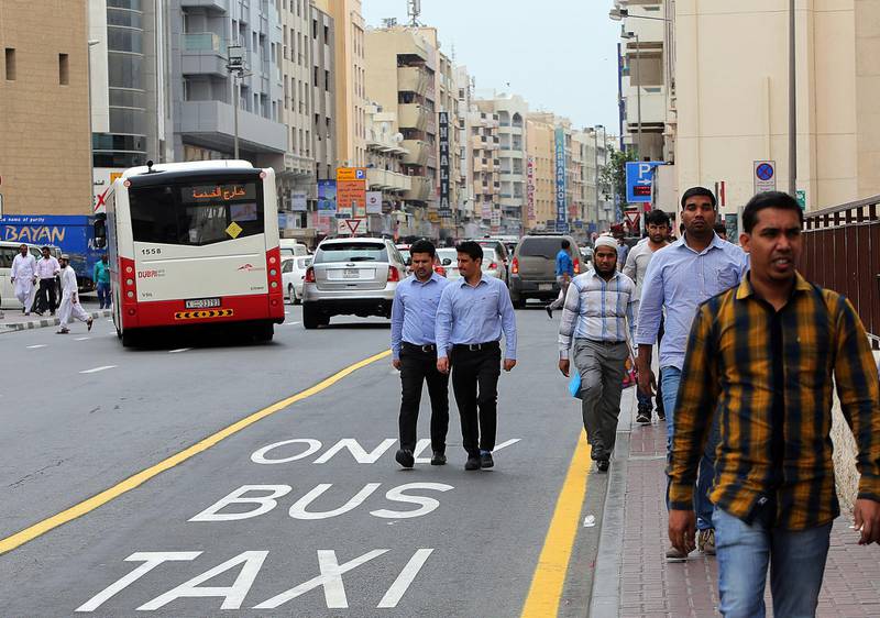 Dubai, United Arab Emirates- March, 22, 2015:   RTA installed cameras and a new bus-taxi lane in Naif area. Motorists will face fines now if they cut into the dedicated bus-taxi lane in Dubai. ( Satish Kumar / The National ) For News / Story by Nicolas Webster *** Local Caption ***  SK-Lanes-22032015-05.jpg