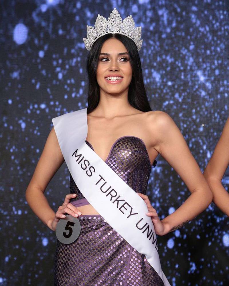 Miss Universe Turkey 2022 is Aleyana Sirin. Photo: Instagram / Aleyanasirinn