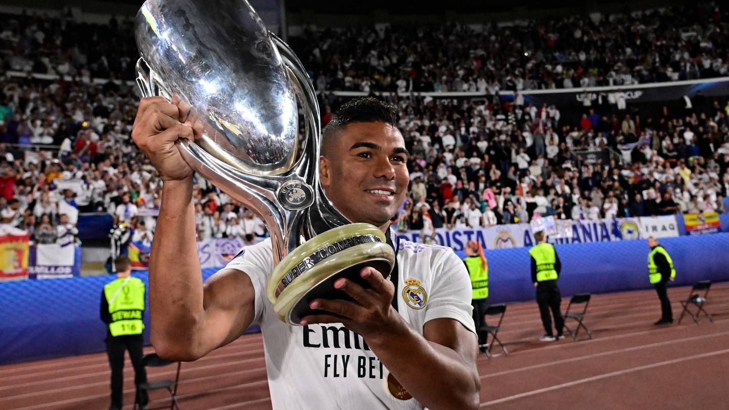 casemiro-a-football-addict-who-can-add-balance-to-man-united-but-will-he-leave-madrid