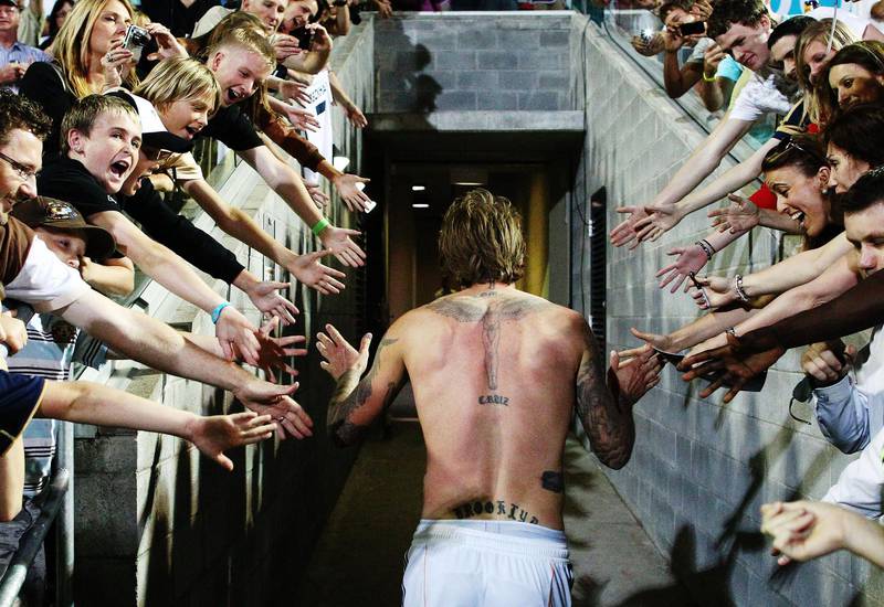 NEWCASTLE, AUSTRALIA - NOVEMBER 27: David Beckham of the Galaxy heads for the dressing room following the friendly match between the Newcastle Jets and the LA Galaxy at EnergyAustralia Stadium on November 27, 2010 in Newcastle, Australia.  (Photo by Brendon Thorne/Getty Images)