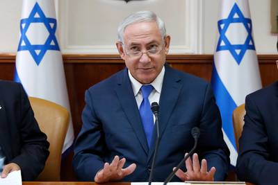 epa06266868 Israeli Prime Minister Benjamin Netanyahu attends the weekly cabinet meeting at his office in Jerusalem, Israel, 15 October 2017.  EPA/ABIR SULTAN / POOL