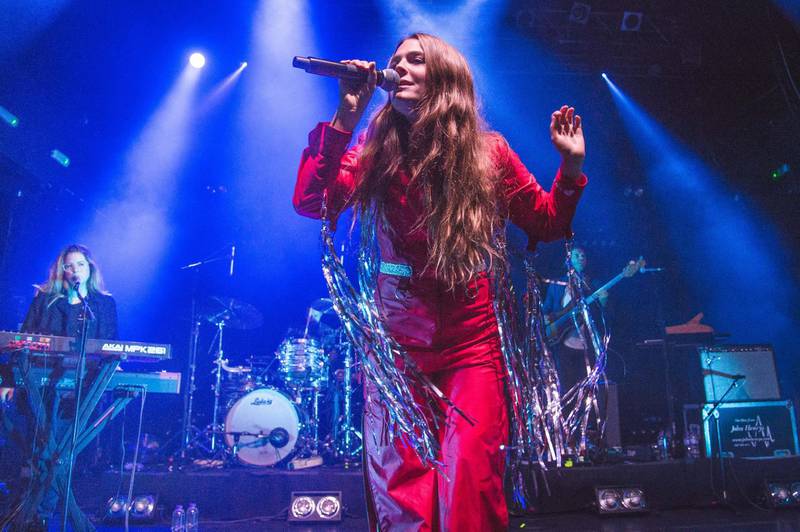 LONDON, ENGLAND - AUGUST 29:  Maggie Rogers performs live on stage at KOKO on August 29, 2018 in London, England.  (Photo by Joseph Okpako/WireImage/Getty Images)