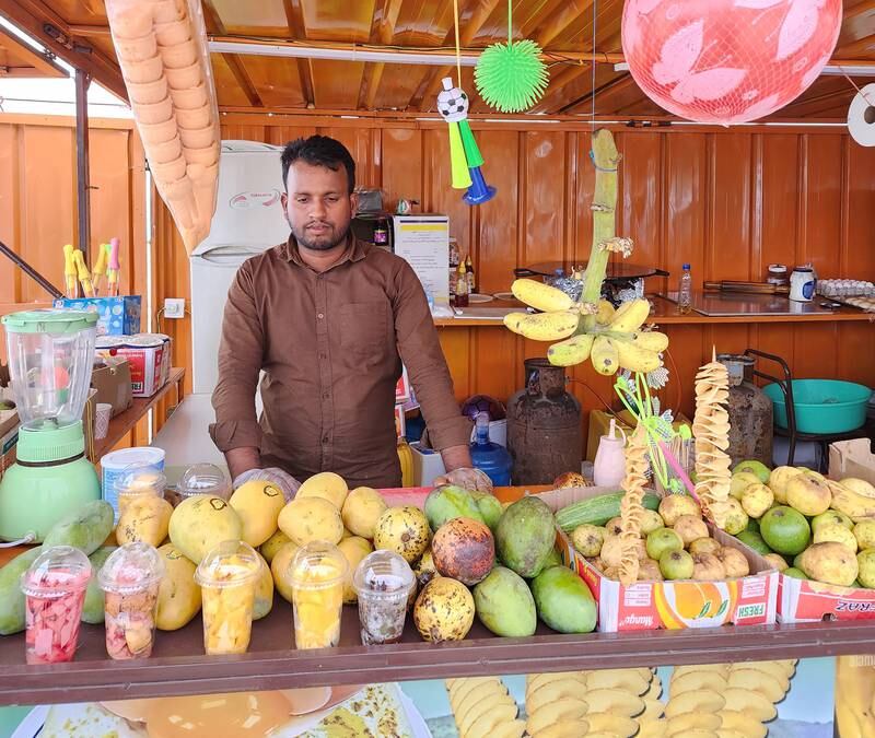 A stall selling fresh fruit on the route to Taiq Cave. Photo: Deeba Hasan