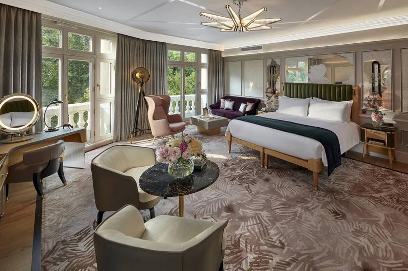 The bedroom at the Imperial Suite, Mandarin Oriental Hyde Park. Courtesy Mandarin Oriental Hotel Group