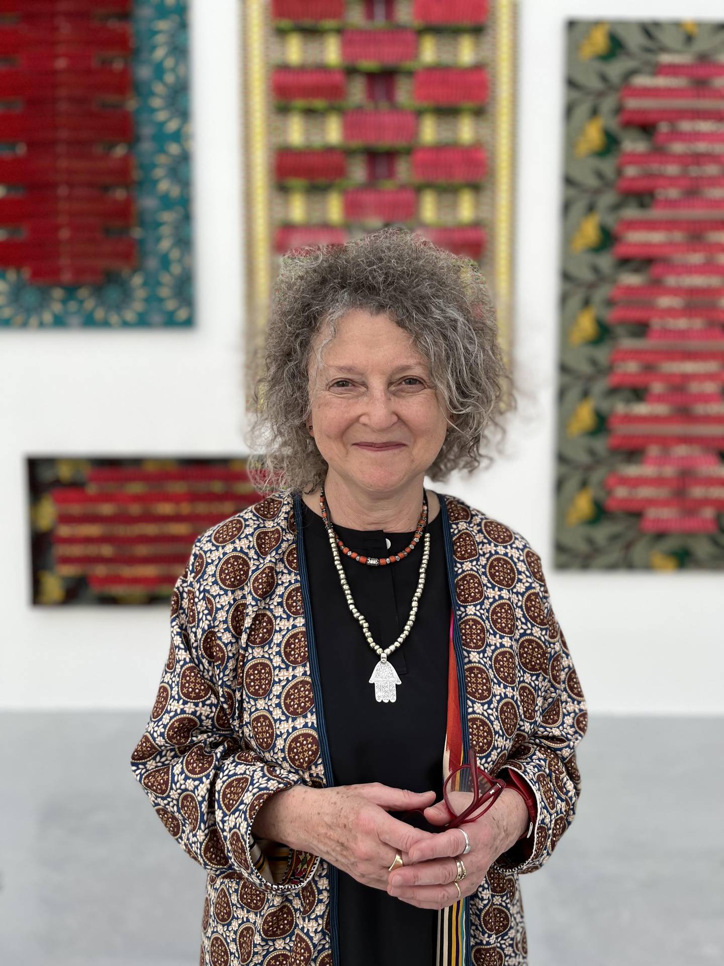 21,39 curator Venetia Porter in front of Bashaer Hawsawi's 'Cleansing' (2019)