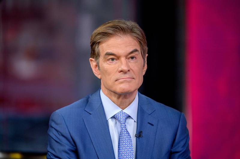 NEW YORK, NEW YORK - MARCH 09: Dr. Oz visits "Outnumbered Overtime with Harris Faulkner" at Fox News Channel Studios on March 09, 2020 in New York City. (Photo by Roy Rochlin/Getty Images)