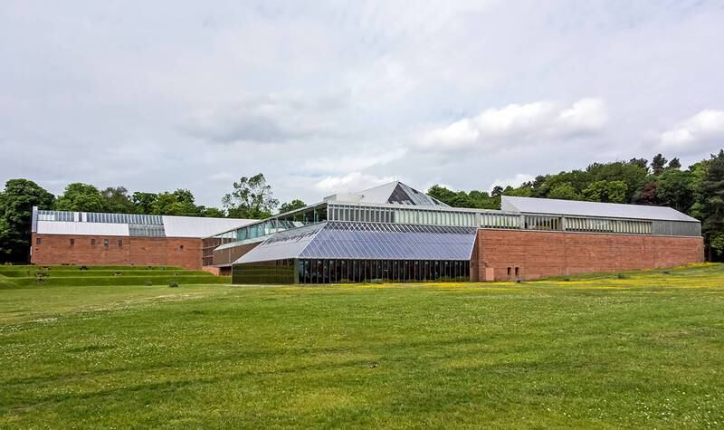 The Burrell Collection building in Pollok Country Park, Glasgow, Scotland. Photo: Alamy