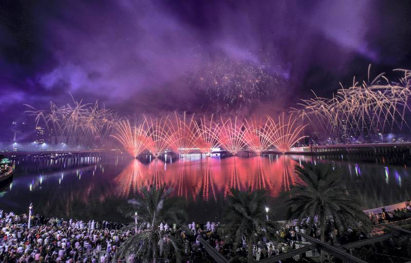 Abu Dhabi, United Arab Emirates, December 31, 2019.  NYE Fireworks at Al Maryah Island.Victor Besa / The NationalSection:  NAReporter:  Saeed Saeed