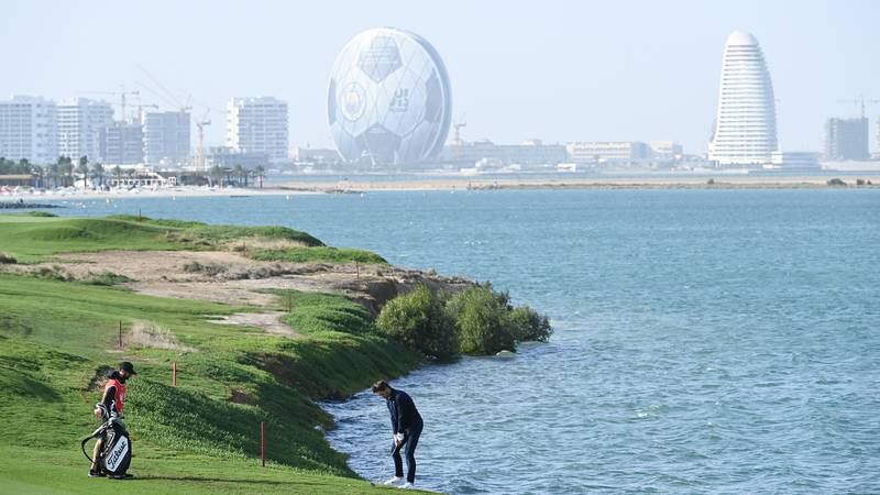 An image that illustrates this article DP World Tour stars struggle through blustery second day at Abu Dhabi HSBC Championship