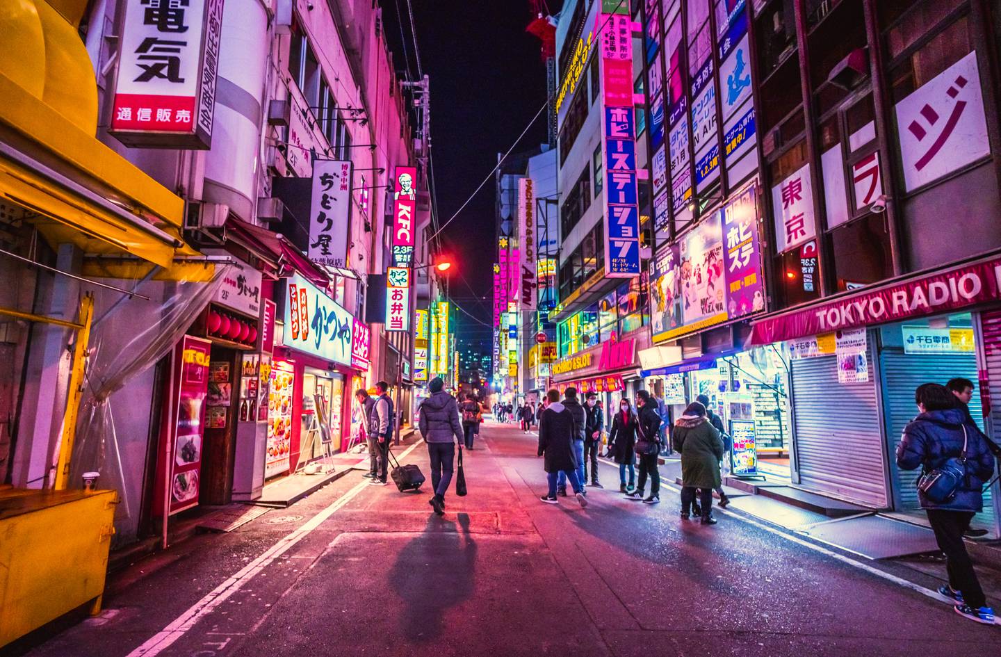 Tourists will be welcome in Tokyo again from next month, but only on organised packages with a tour guide. Unsplash / Jezael Melgoza