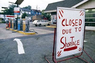 A closed gas station is seen in 1973 during the energy crisis, location unknown.  (AP Photo)?