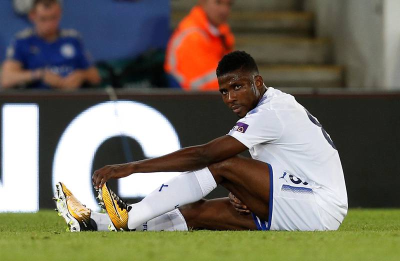Soccer Football - Leicester City vs Borussia Monchengladbach - Pre Season Friendly - Leicester, Britain - August 4, 2017   Leicester City's Kelechi Iheanacho sustains an injury   Action Images via Reuters/Ed Sykes