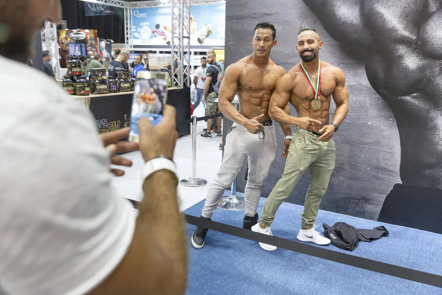 DUBAI, UNITED ARAB EMIRATES. 09 DECEMBER 2017. Muscleman, Dubai Muscle Show atthe World Trade Center. General event scenes from the show floor. (Photo: Antonie Robertson/The National) Journalist: John Dennehy. Section: Weekend.