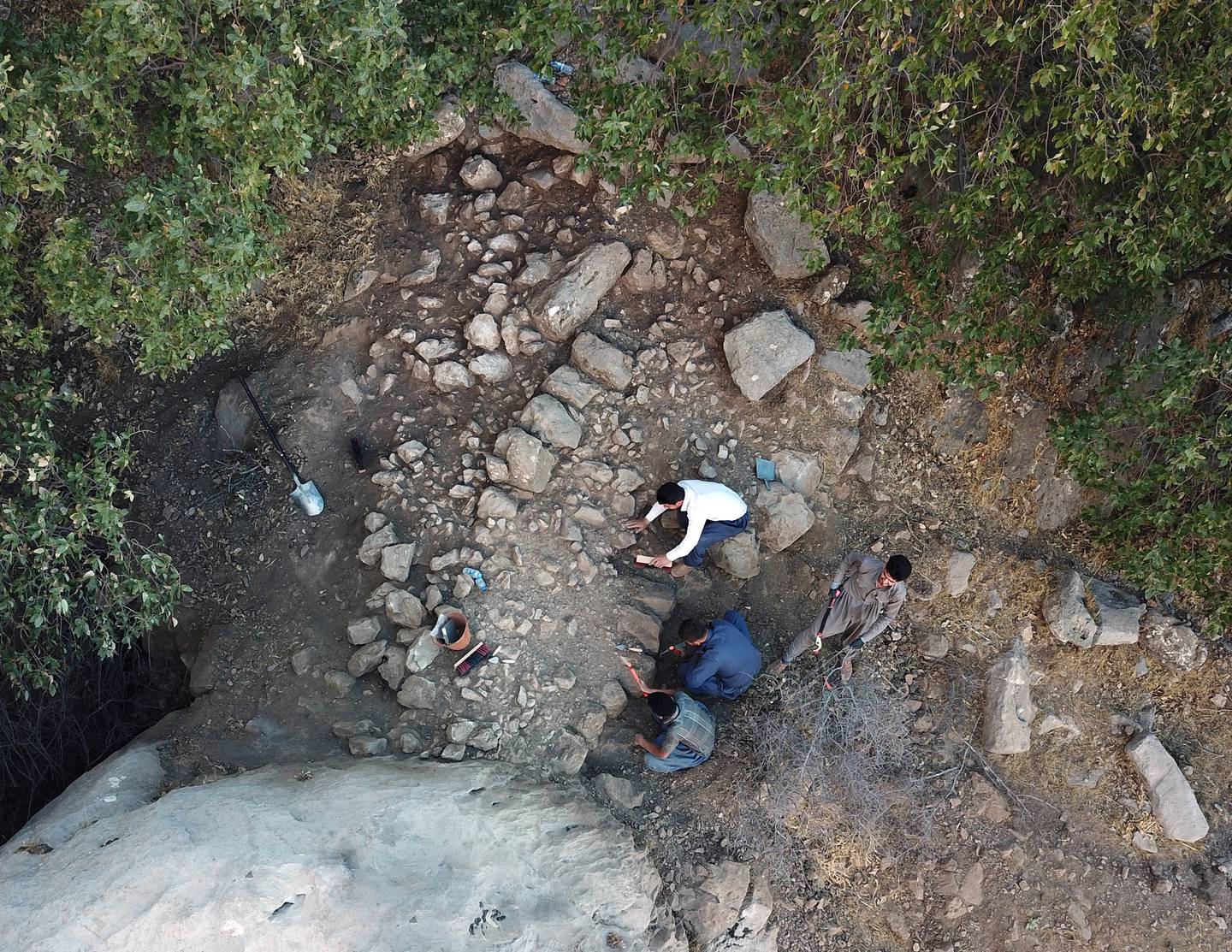 The excavation of the perimeter wall at the entrance to Rabana valley. Photo: Rabana-Merquly Archaeological Project