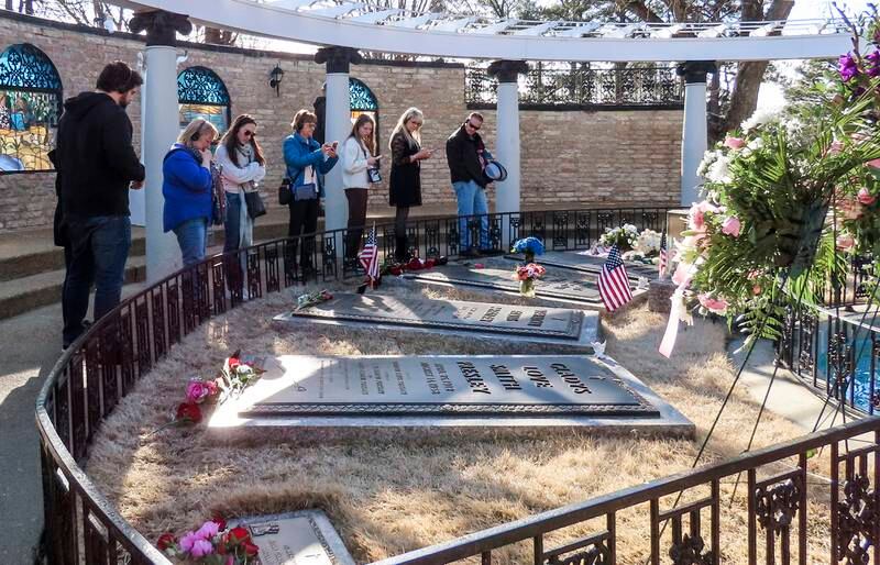 Presley will be laid to rest in the Meditation Gardens next to her son Benjamin Keough and near her father Elvis. EPA